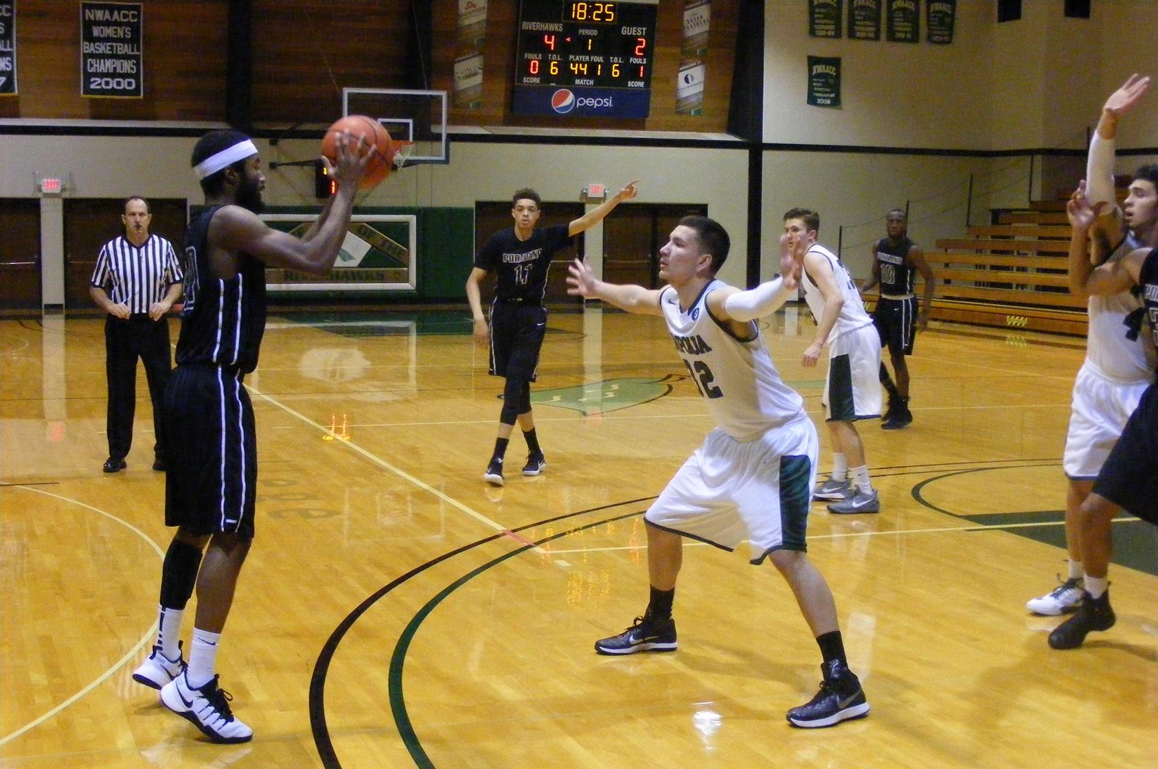 RiverHawk Men Rally to Win