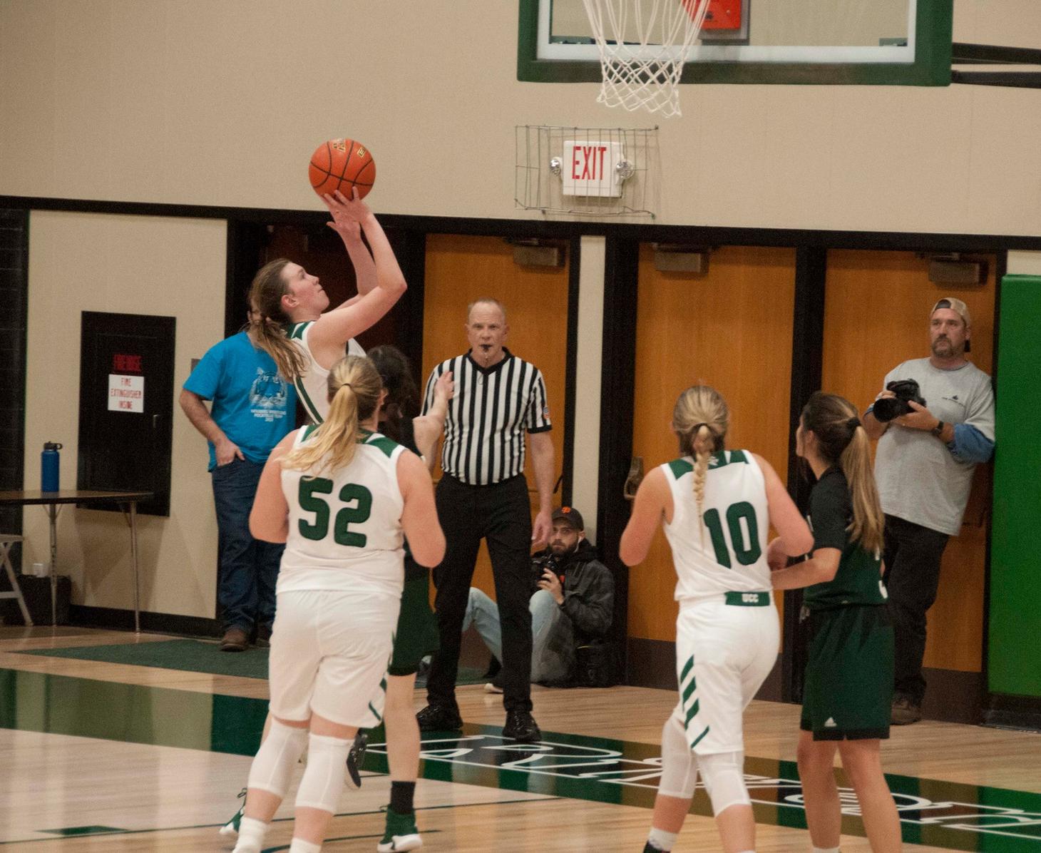 RiverHawks Roll Past Shasta College